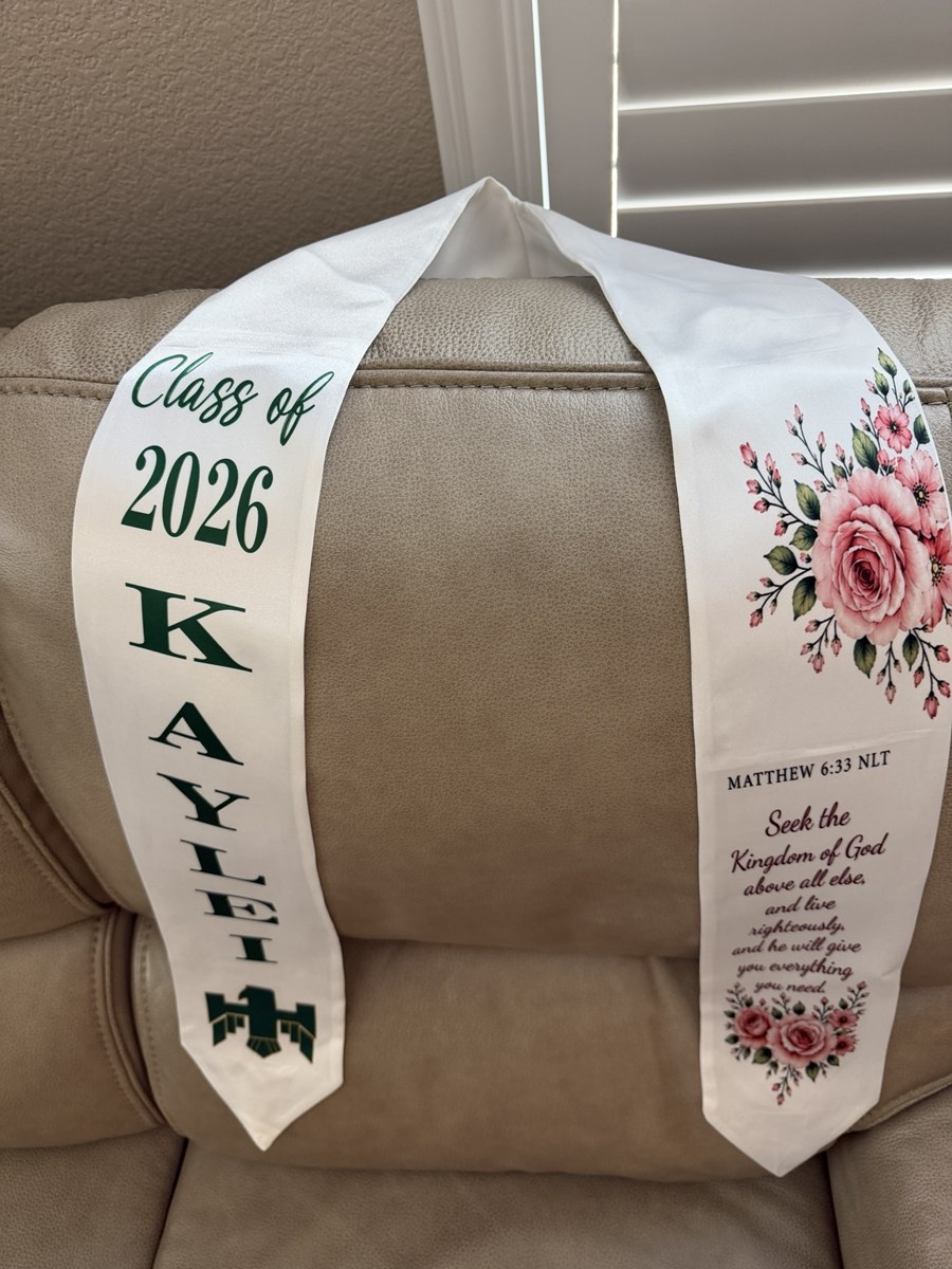 Personalized floral graduation stole